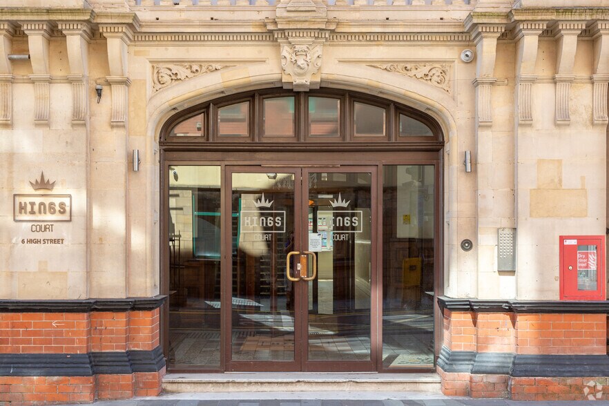 High St, Newport à louer - Photo du bâtiment - Image 2 de 5