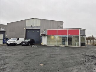 Plus de détails pour 16 Rue Du Chêne Vert, SAINT-BARTHELEMY-D'ANJOU - Industriel à louer