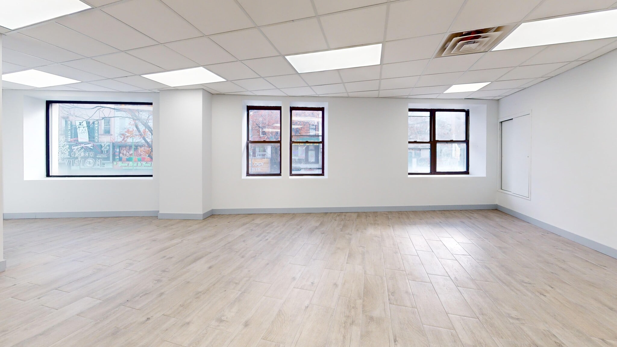 1305 Kings Hwy, Brooklyn, NY for lease Building Photo- Image 1 of 11