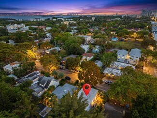 Plus de détails pour 435 NE 69th St, Miami, FL - Multi-résidentiel à vendre