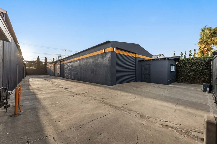 15131 Illinois Ave, Paramount, CA for lease - Building Photo - Image 2 of 56