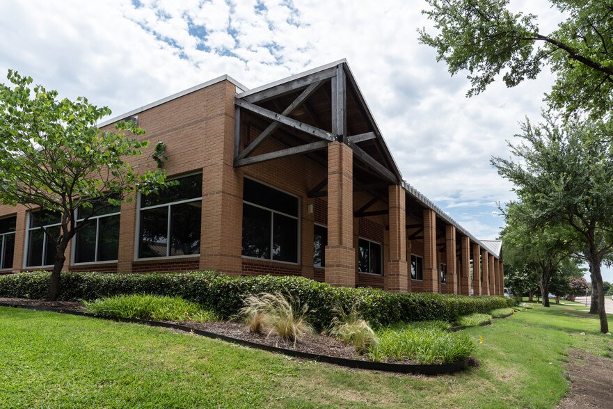 4000 Fossil Creek Blvd, Fort Worth, TX à louer - Photo du bâtiment - Image 3 de 8