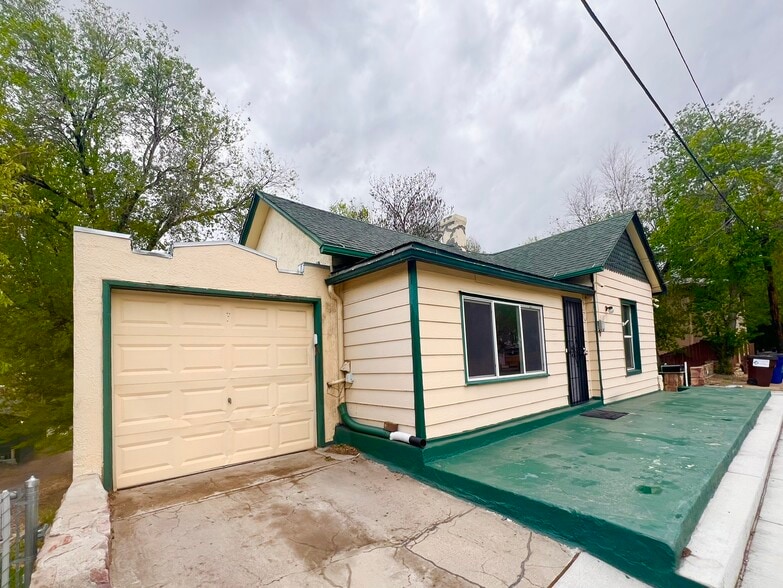 3137 W Pikes Peak Ave, Colorado Springs, CO for sale - Building Photo - Image 2 of 5
