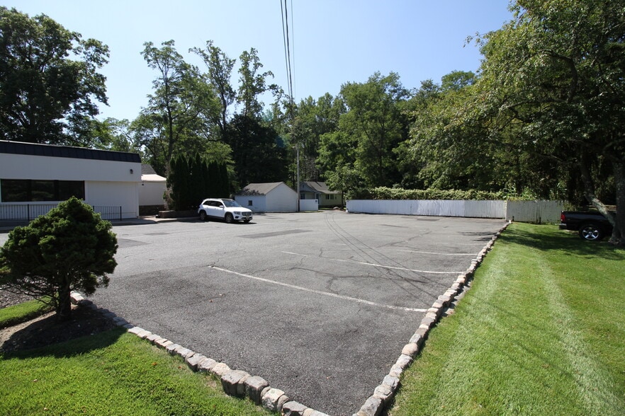 1012 Tabor Rd, Morris Plains, NJ à vendre - Photo du bâtiment - Image 3 de 4