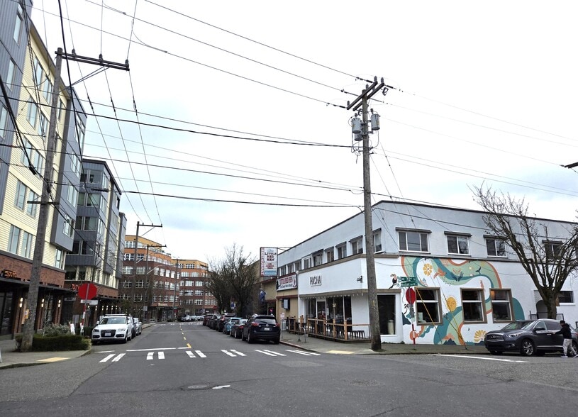 7109 Woodlawn Ave NE, Seattle, WA for lease - Building Photo - Image 1 of 12