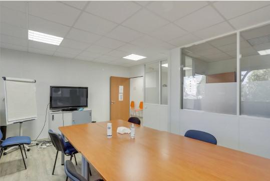 42 Avenue Georges Pompidou, Lyon for lease - Interior Photo - Image 3 of 6