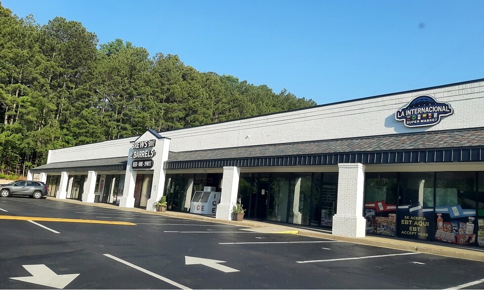3585 Peachtree Industrial Blvd, Duluth, GA à louer - Photo du bâtiment - Image 3 de 7