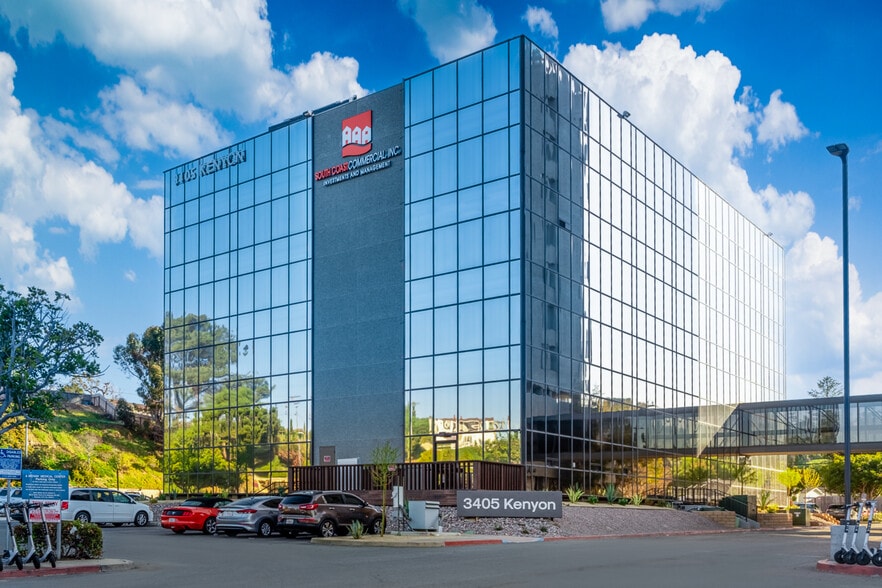 3405 Kenyon St, San Diego, CA for lease - Building Photo - Image 1 of 16