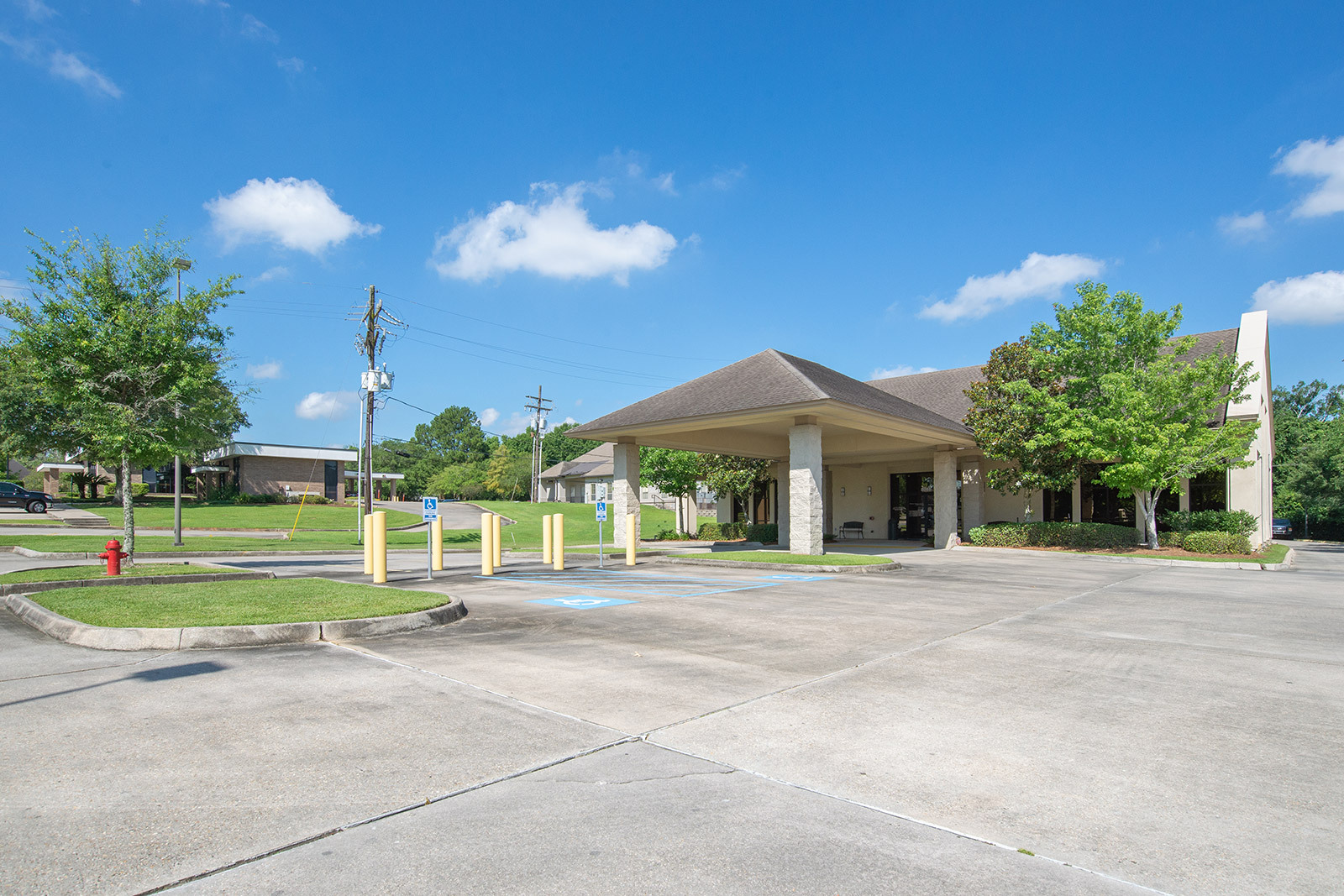 8748 Bluebonnet Blvd, Baton Rouge, LA à vendre Photo du b timent- Image 1 de 1