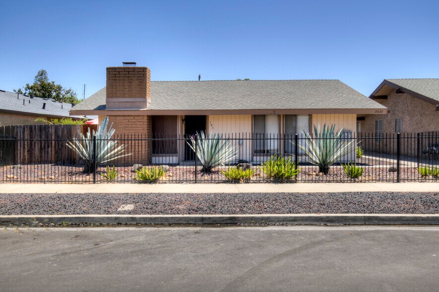 3232 N Anna St, Fresno, CA à vendre - Photo du bâtiment - Image 3 de 16