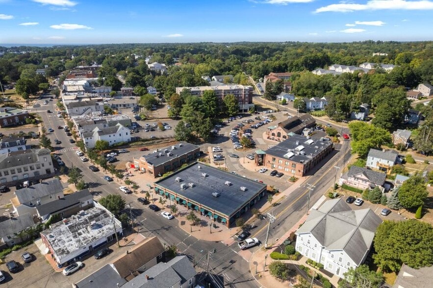 1180-1236 Main St, Branford, CT for lease - Building Photo - Image 3 of 18