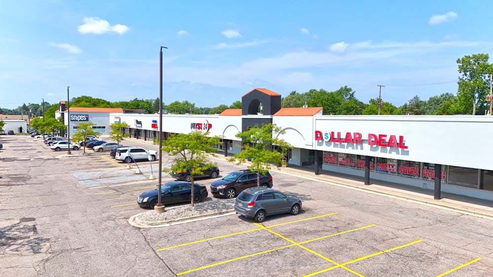 4002 W Saginaw Hwy, Lansing, MI for sale Building Photo- Image 1 of 4