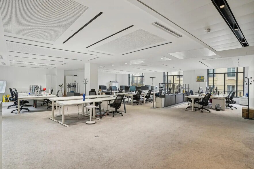 6 Rue Paul Cézanne, Paris for lease - Building Photo - Image 3 of 15