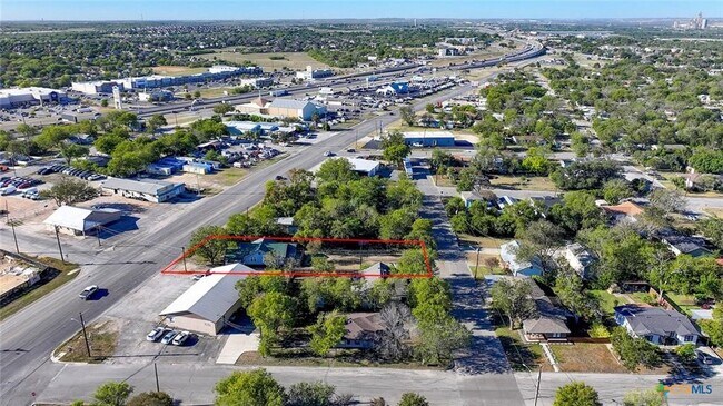 Plus de détails pour 1440 Business 35 Ave, New Braunfels, TX - Bureau à vendre