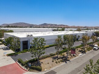 Plus de détails pour 10777 Commerce Way, Fontana, CA - Industriel à louer
