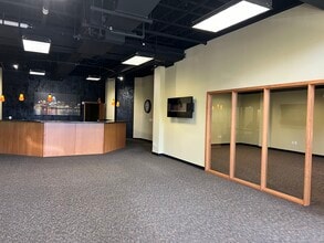 11085 Montgomery Rd, Montgomery, OH for sale Interior Photo- Image 1 of 10