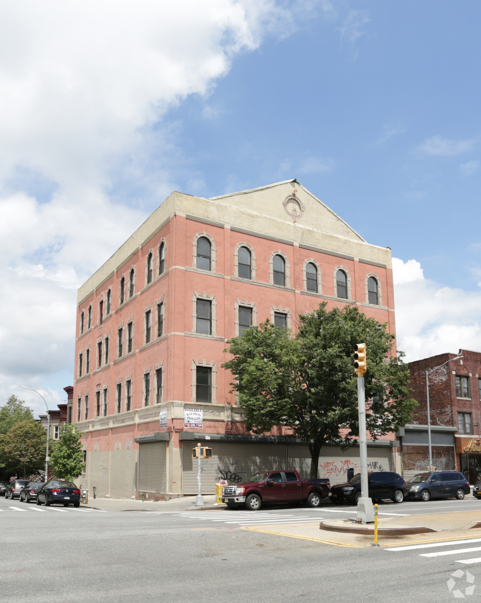 5018 Fourth Ave, Brooklyn, NY for sale Primary Photo- Image 1 of 1