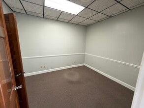 3201 SW 34th Ave, Ocala, FL for lease Interior Photo- Image 2 of 14