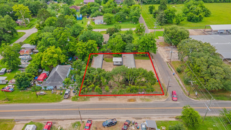 510 Walker st, Trinity, TX for sale - Building Photo - Image 1 of 23