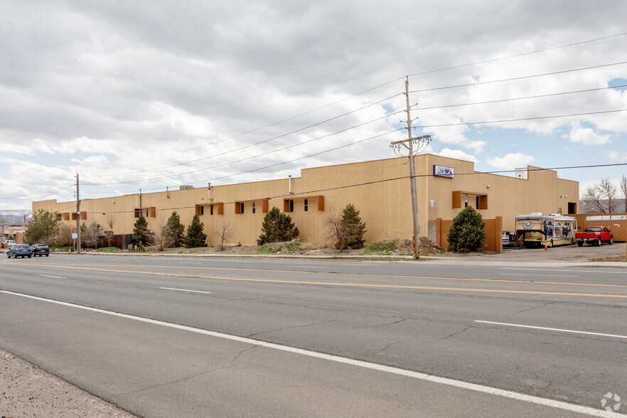 5293 Ward Rd, Arvada, CO for lease - Building Photo - Image 2 of 9