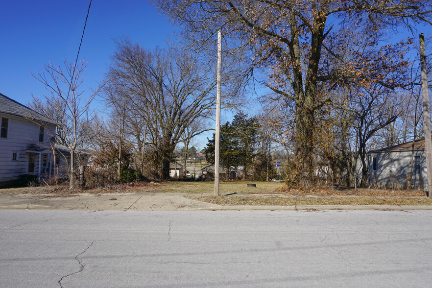 403 Park, Rolla, MO for sale - Building Photo - Image 2 of 3