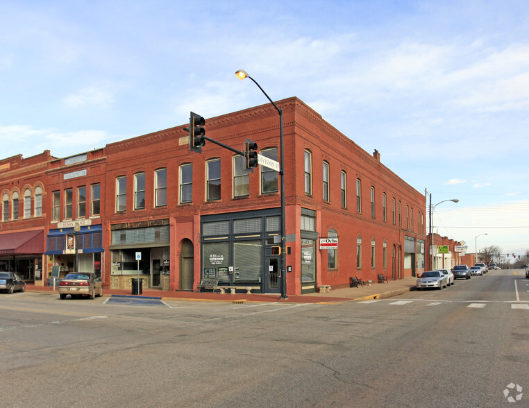 106 W Oklahoma Ave, Guthrie, OK for lease - Building Photo - Image 3 of 22