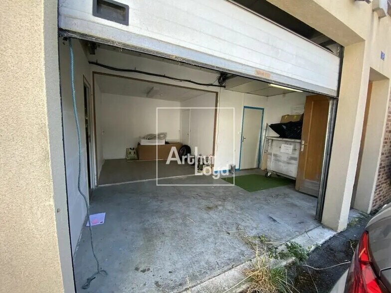 Office in Cesson for lease - Building Photo - Image 3 of 5