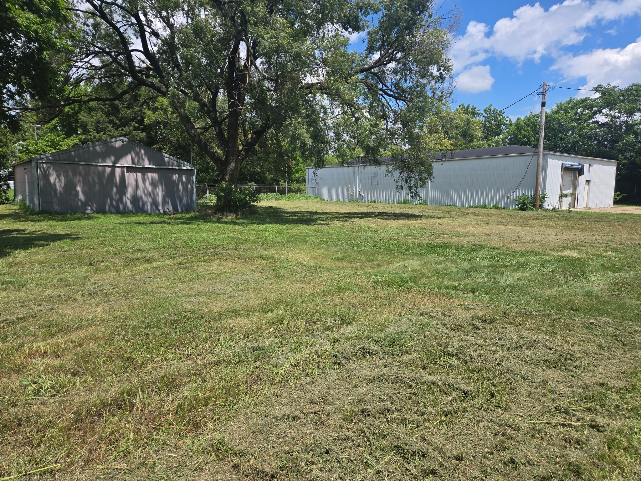 823 E Virginia St, Evansville, IN for lease Primary Photo- Image 1 of 6