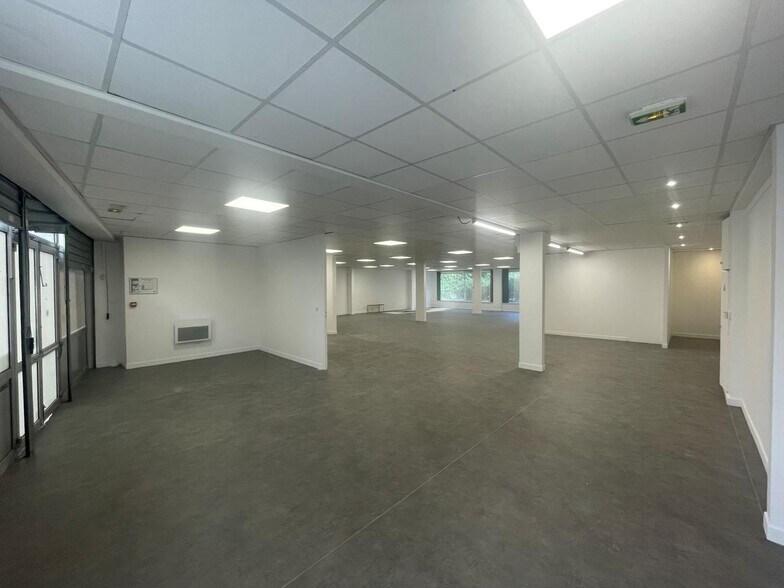 Flex dans Boulogne-Billancourt à louer - Photo intérieure - Image 2 de 7
