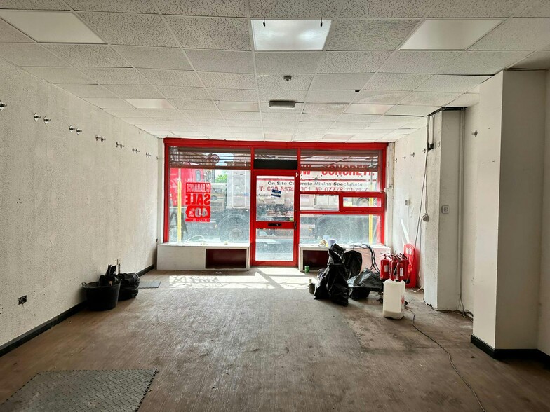 299 North End Rd, London for lease - Building Photo - Image 2 of 7