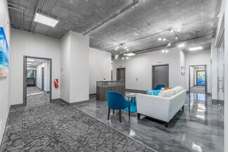 Plus de détails pour 2081 SE Ocean Blvd, Stuart, FL - Bureau à vendre
