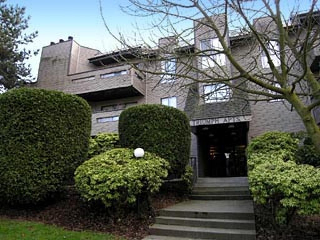 2240 Triumph St, Vancouver, BC à vendre Photo principale- Image 1 de 1