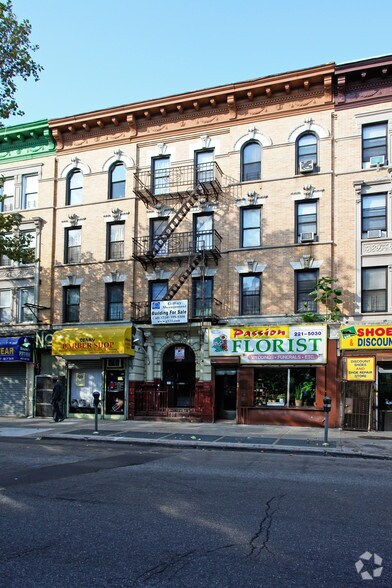 860 Nostrand Ave, Brooklyn, NY à louer - Photo principale - Image 1 de 7