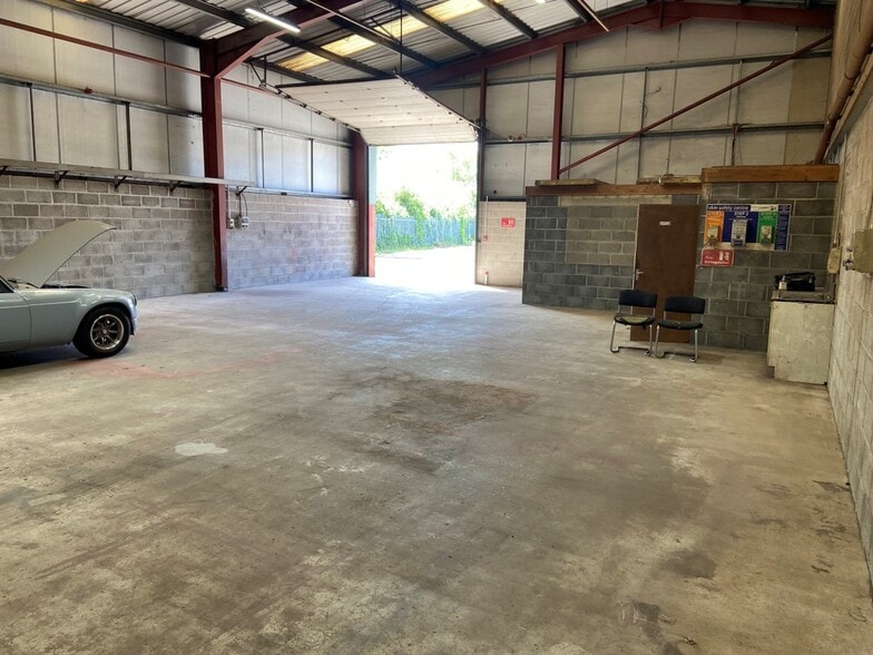 Factory Ln, Bason Bridge for lease - Interior Photo - Image 3 of 3