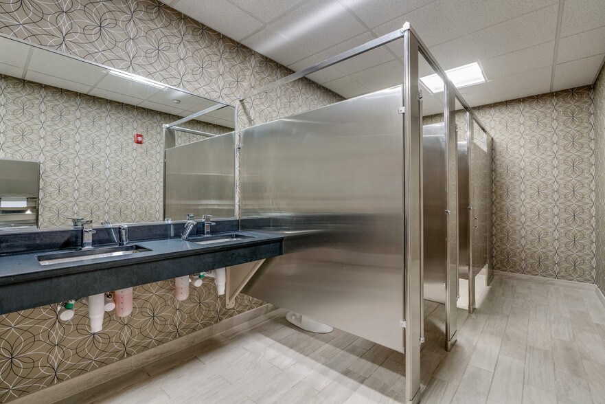 8000 Brooktree Rd, Wexford, PA à louer - Photo intérieure - Image 2 de 23