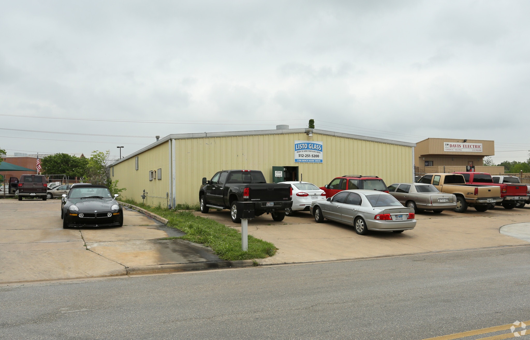 1700 Bench Mark Dr, Austin, TX for lease Primary Photo- Image 1 of 4