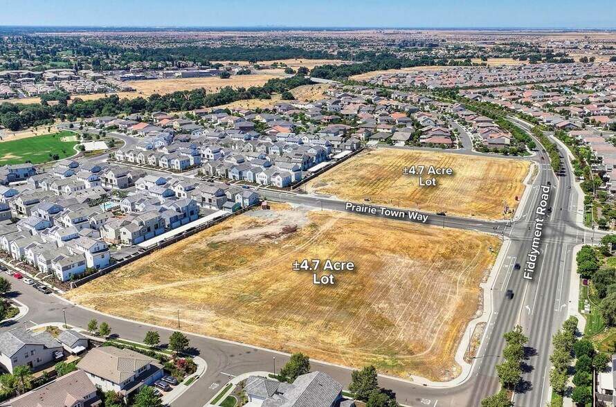 32 Fiddyment Way, Roseville, CA à vendre - Aérien - Image 3 de 4