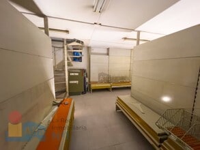 Retail in Vigo, Pontevedra for lease Interior Photo- Image 2 of 7