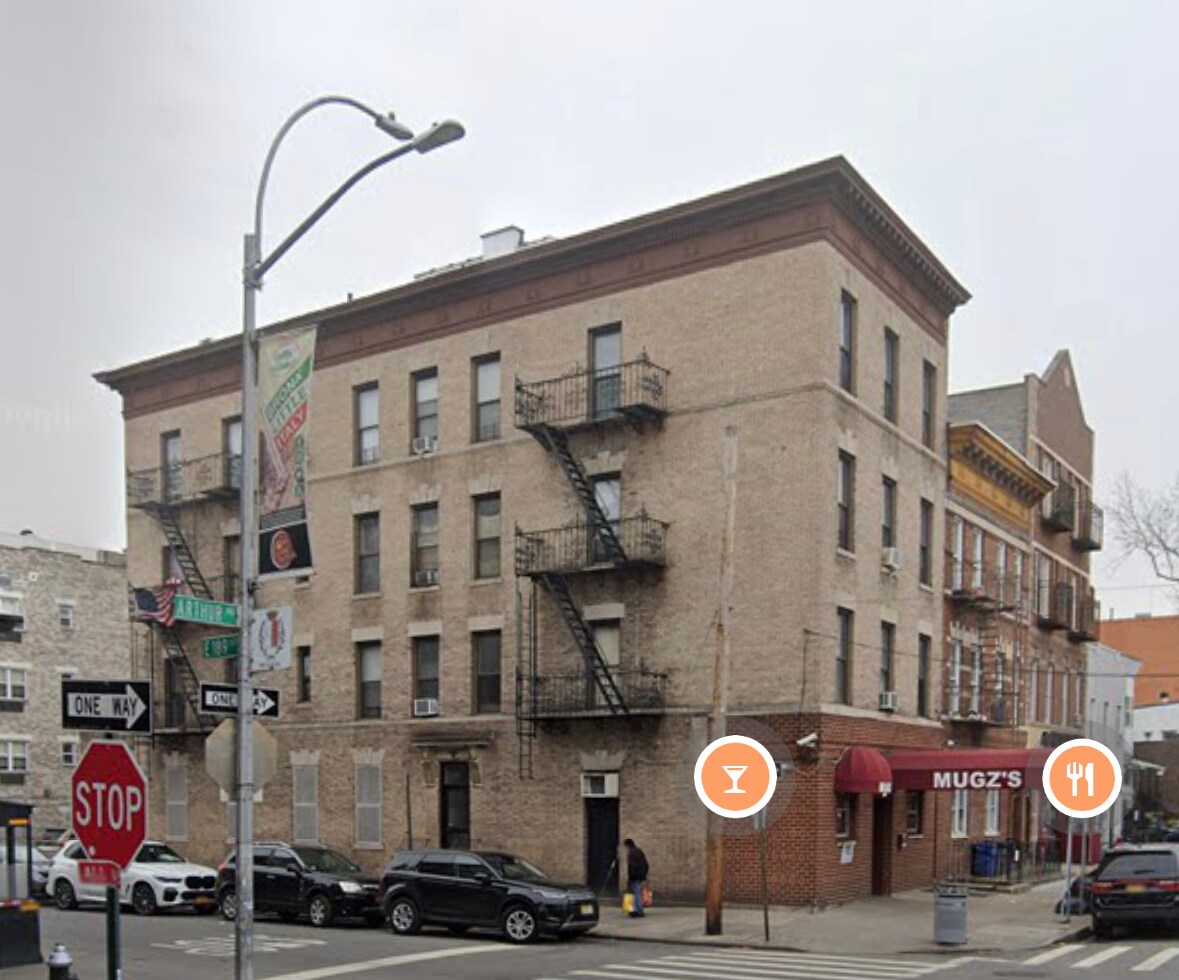 2476 Arthur Ave, Bronx, NY à vendre Photo du bâtiment- Image 1 de 8