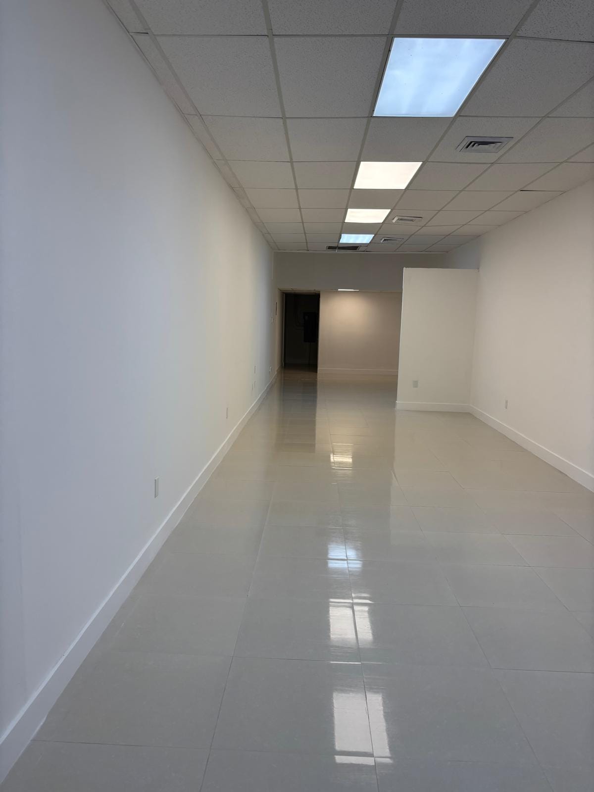 6658 Ridge Rd, Port Richey, FL for lease Interior Photo- Image 1 of 9
