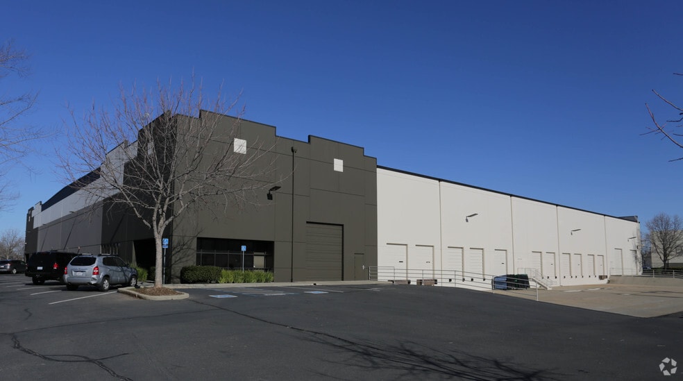 3735 Bradview Dr, Sacramento, CA for lease - Building Photo - Image 3 of 5