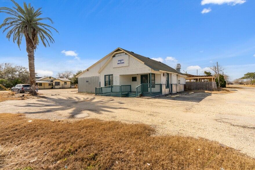 3063 Main St, Ingleside, TX for sale - Building Photo - Image 1 of 12