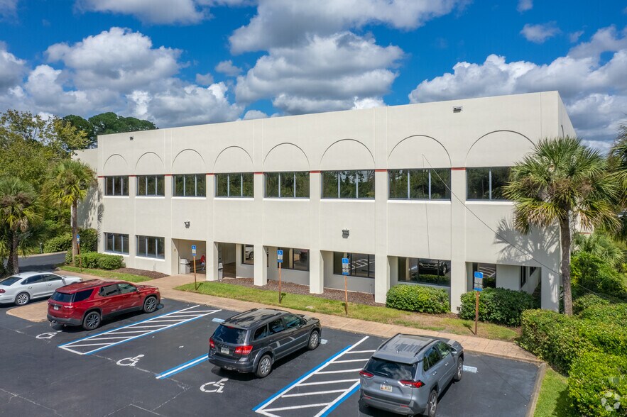 2155 Old Moultrie Rd, Saint Augustine, FL à louer - Photo du bâtiment - Image 1 de 4