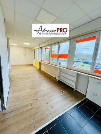 Plus de détails pour Commerce de détail à louer