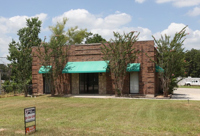 Plus de détails pour 20854 N US 59 Hwy, New Caney, TX - Bureau/Commerce de détail, Industriel à louer