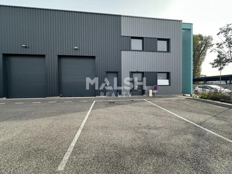 Flex dans Genay à louer - Photo du bâtiment - Image 1 de 7