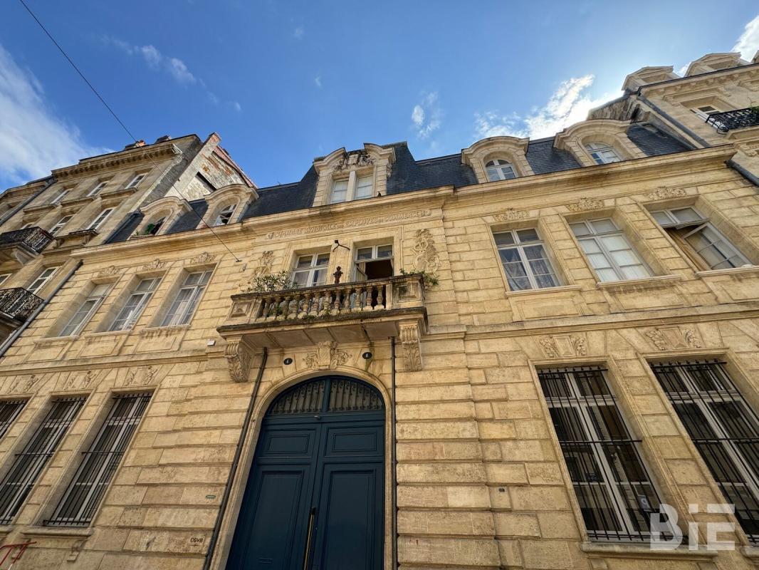 Office in Bordeaux for lease Building Photo- Image 1 of 6