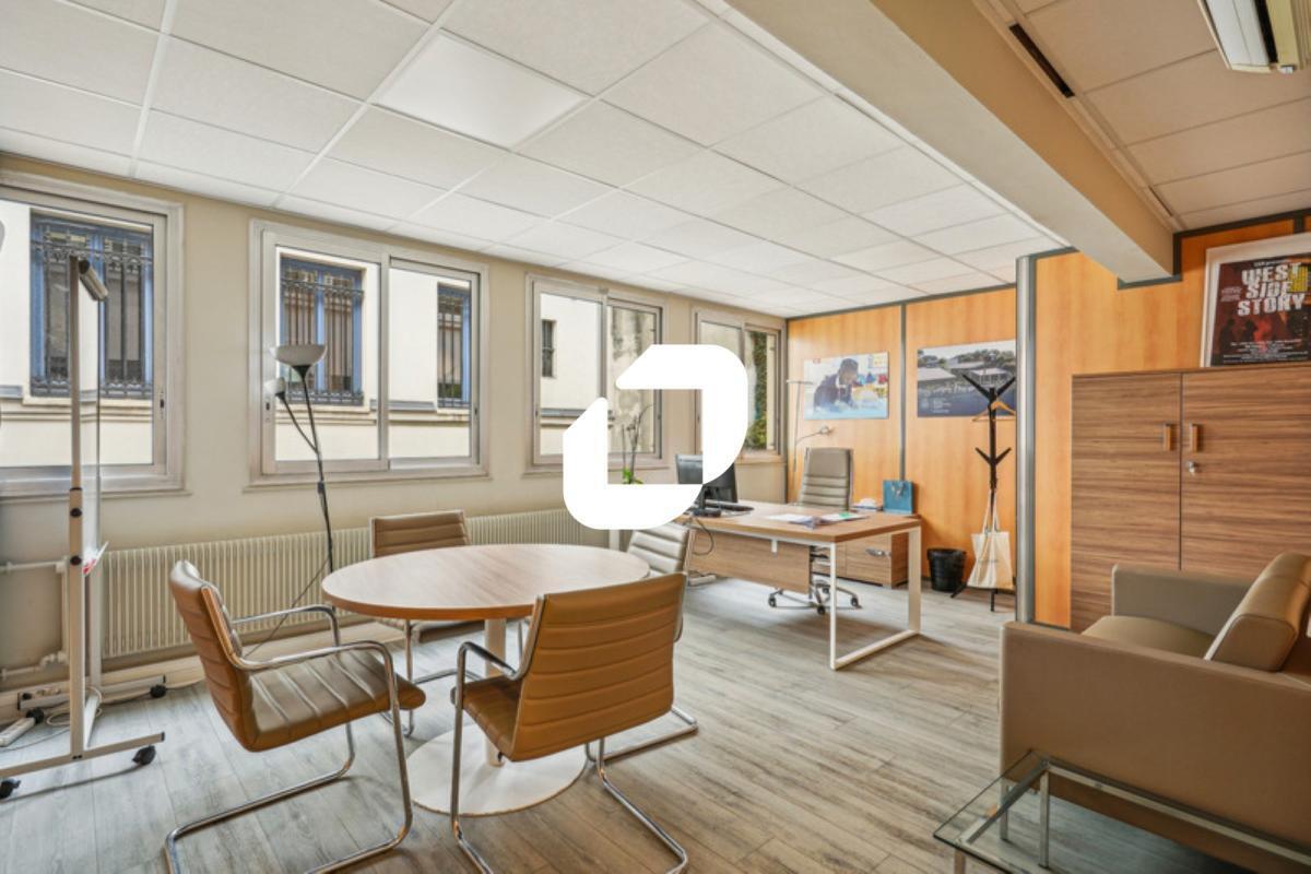 76-78 Rue Saint-Lazare, Paris à louer Photo du bâtiment- Image 1 de 18