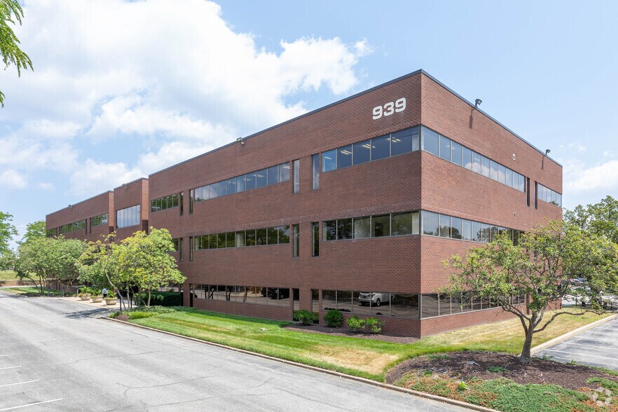 939 Elkridge Landing Rd, Linthicum, MD à louer - Photo du bâtiment - Image 1 de 5
