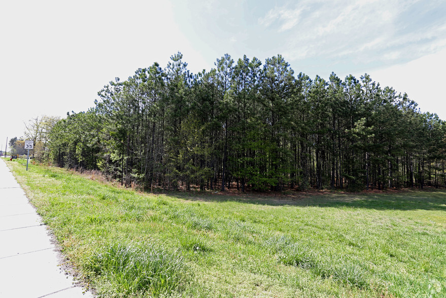 000 E Main St, Biscoe, NC for sale - Building Photo - Image 2 of 4